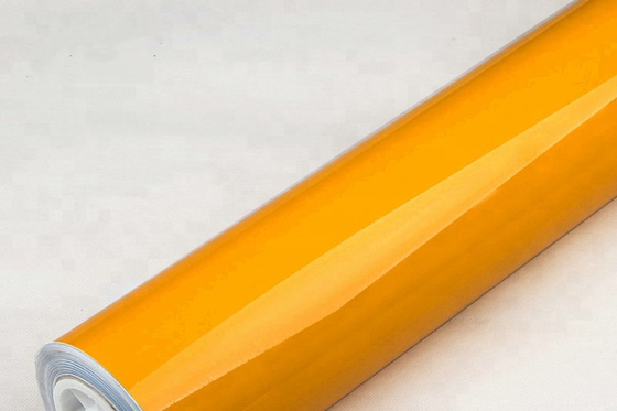 Parlak Metalik Sarı Araba Sargısı Çıkarılabilir UV Dirençli Vinil Sargı